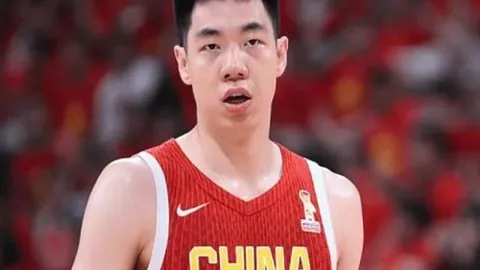独家访谈：我与萨拉赫的对话，他神秘行踪